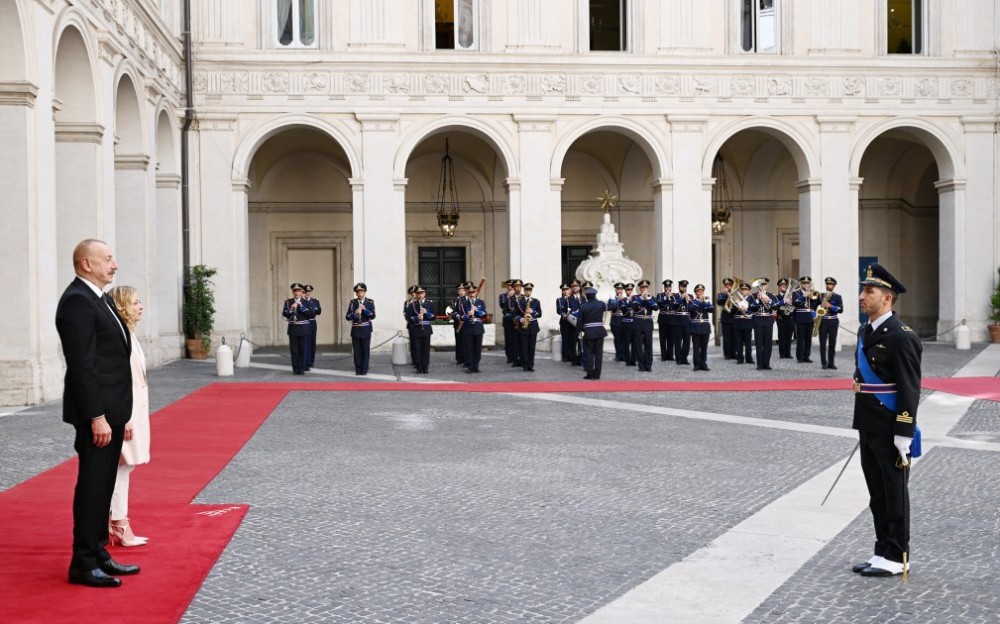 Prezident Meloni ilə görüşdü -YENİLƏNİB (FOTOLAR)