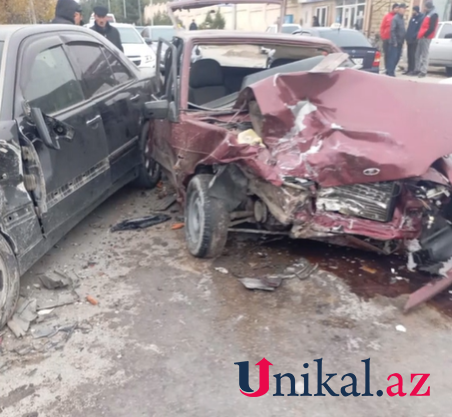 Qusarda təcili yardım avtomobili qəzaya düşdü -FOTO