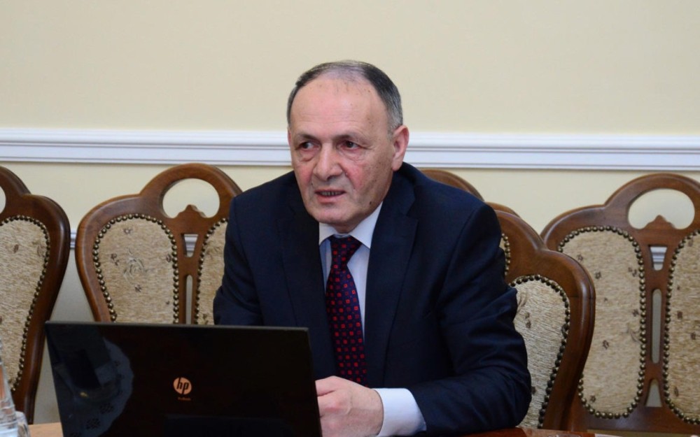 Dövlət Başçısı SƏRƏNCAM İMZALADI- Bu şəxslə bağlı + FOTO