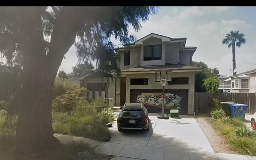 Los-Ancelesdə 5 milyon dollarlıq ev yanıb/ VİDEO+ FOTO