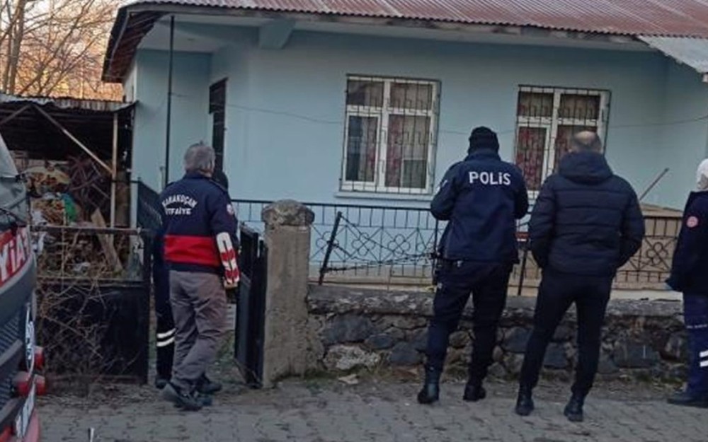 Məzar daşını hazırlayıb intihar etdi (FOTO)