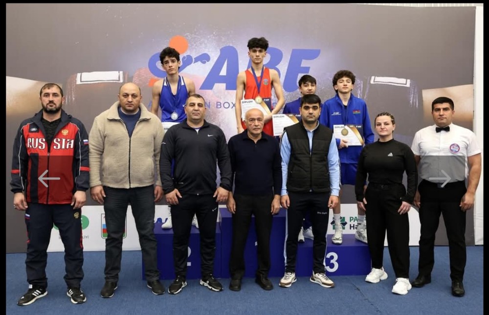 Sumqayıt boksçuları 4 medal qazandı(FOTO)