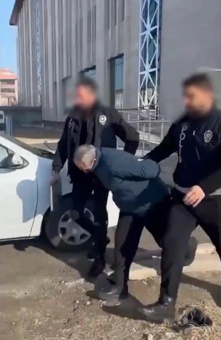 440 gündən sonra saxlanılıb:Evi ilə iş yeri arasında tunel qazıbmıs