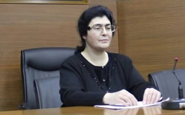 Yüksək vəzifəli xanım vəfat etdi