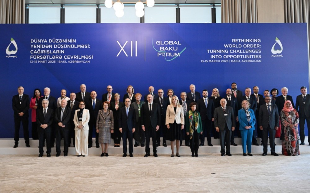 Prezident XII Qlobal Bakı Forumunun açılış mərasimində -FOTOLAR