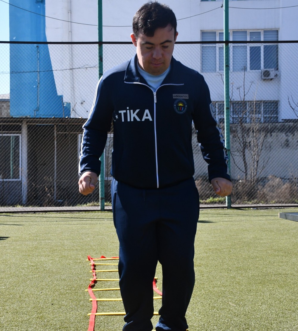 TİKA-dan Azərbaycandakı daun sindromlu idmançılara dəstək -FOTOLAR