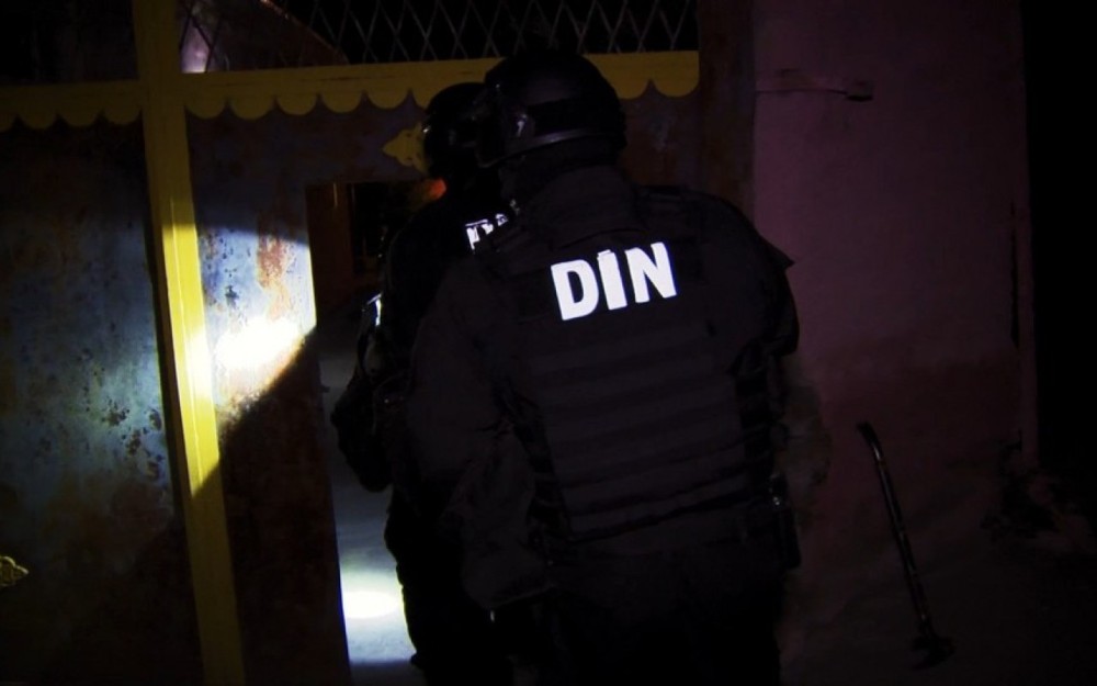 Polis əməliyyat keçirdi - 3 kq narkotik aşkarlandı