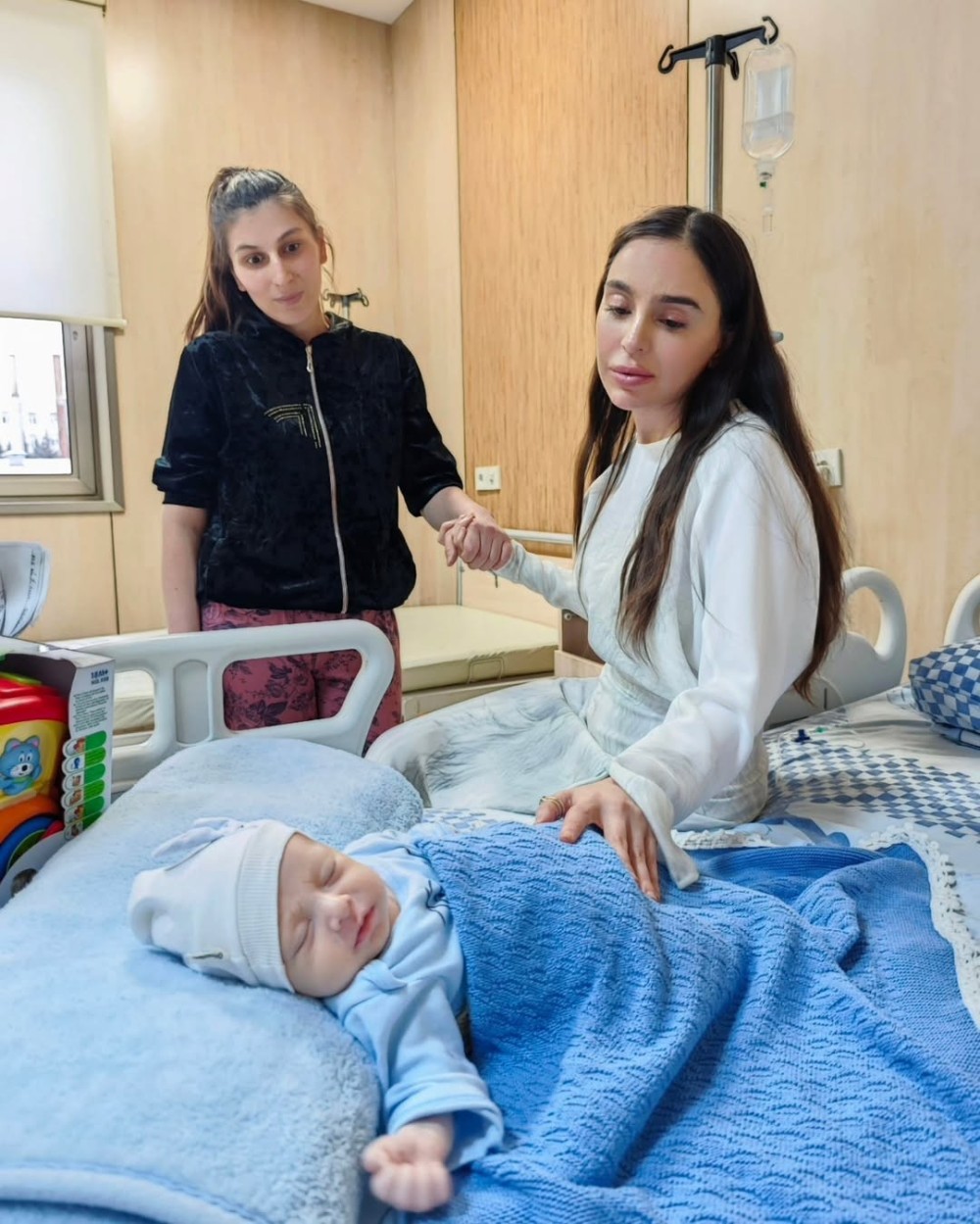 Leyla Əliyeva uşaqları ziyarət etdi -FOTOLAR