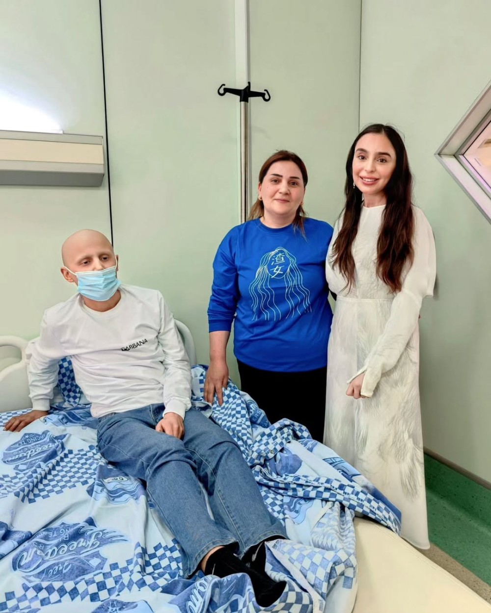 Leyla Əliyeva uşaqları ziyarət etdi -FOTOLAR