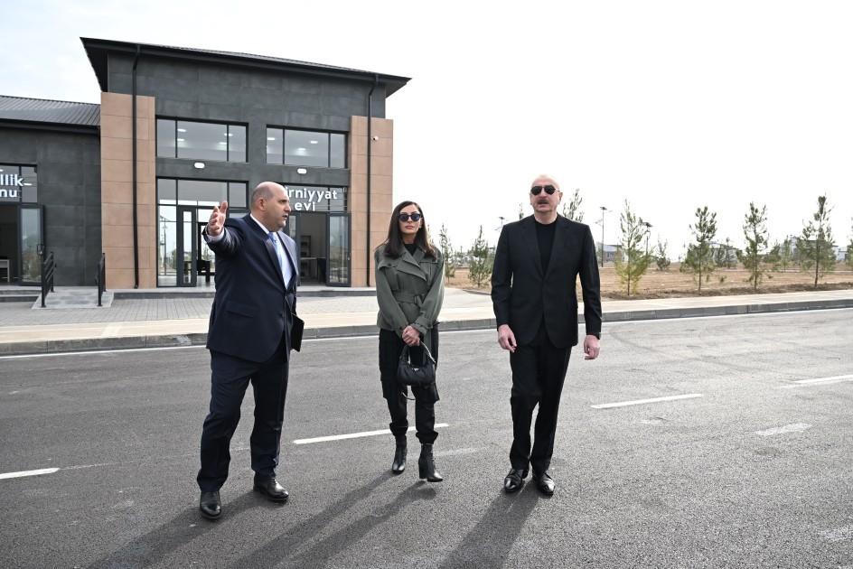 Prezident və xanımı Sarıcalı kəndinin açılışında iştirak ediblər -YENİLƏNİB (FOTOLAR+VİDEO)