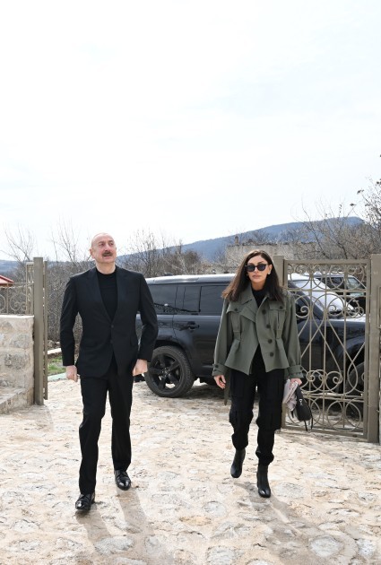 Prezident və birinci xanım Şuşada bir sıra açılışlarda iştirak ediblər - YENİLƏNİB (FOTOLAR)