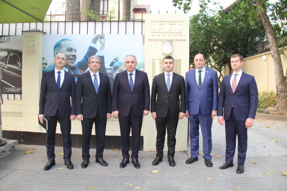 Baş prokuror Vyetnama səfər etdi -FOTOLAR