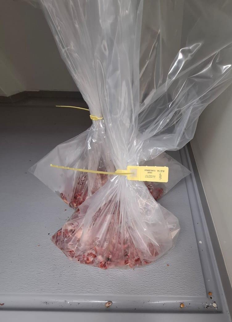 Lökbatanda reyd zamanı istehlaka yararsız ət aşkarlanıb - FOTO