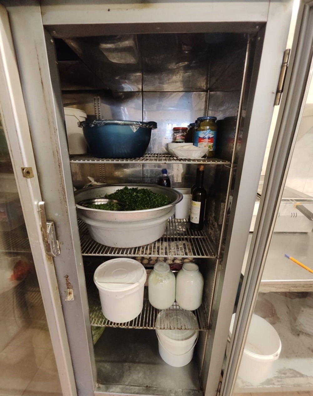 Xankəndi" restoranında nöqsanlar aşkarlandı - FOTOLAR