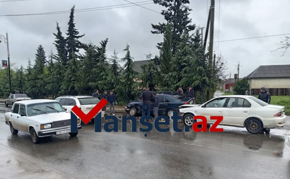 "Turan Bank"ın əməkdaşları qəzaya düşdü - FOTO