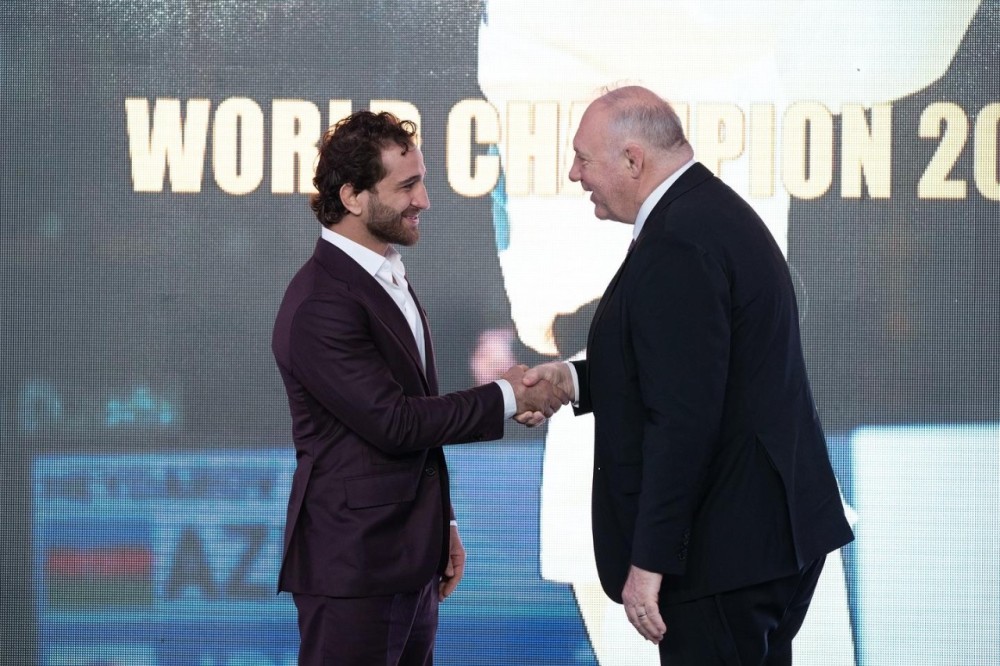 Hidayət Heydərov Avropanın ən yaxşısı seçildi -FOTO