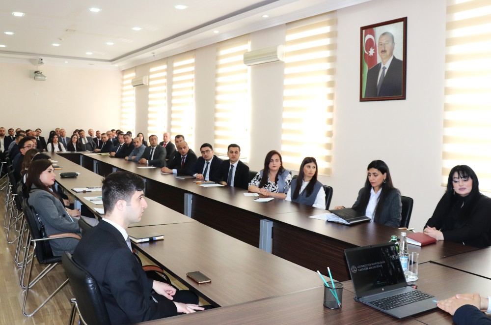 Ədliyyə Akademiyasında vəkilliyə namizədlərin icbari təlimi başlayıb