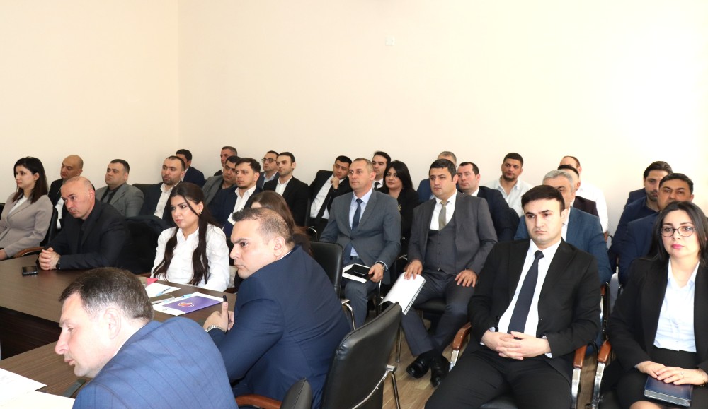 Ədliyyə Akademiyasında vəkilliyə namizədlərin icbari təlimi başlayıb