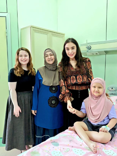 Leyla və Arzu Əliyevalar Onkologiya Mərkəzində -FOTOLAR