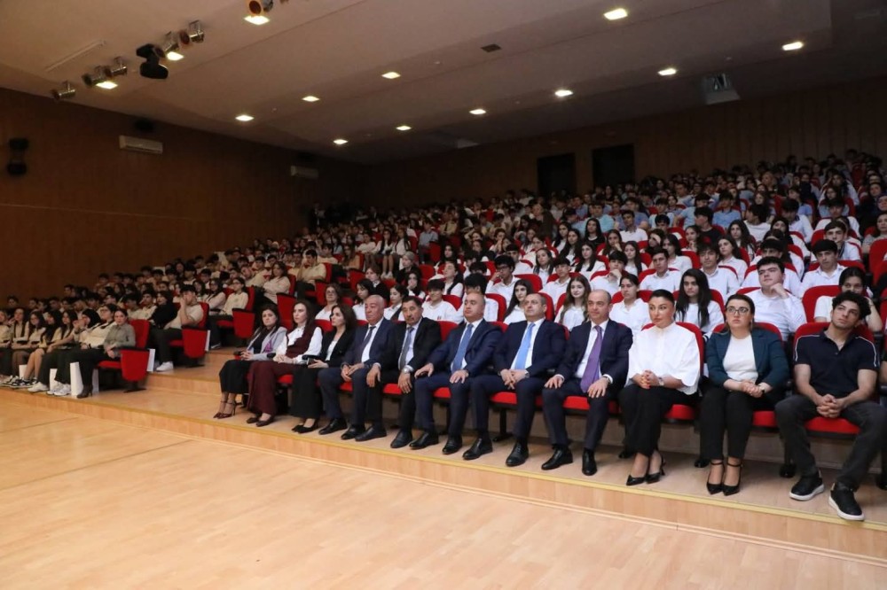 Adil Əliyevingənclərlə növbəti  maarifləndirici görüşü keçirilib