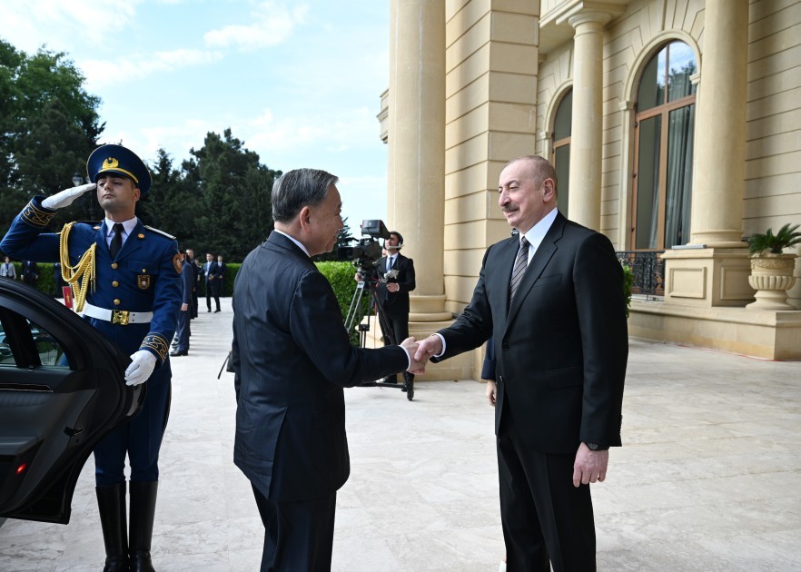 To Lamın rəsmi qarşılanma mərasimi oldu -FOTOLAR