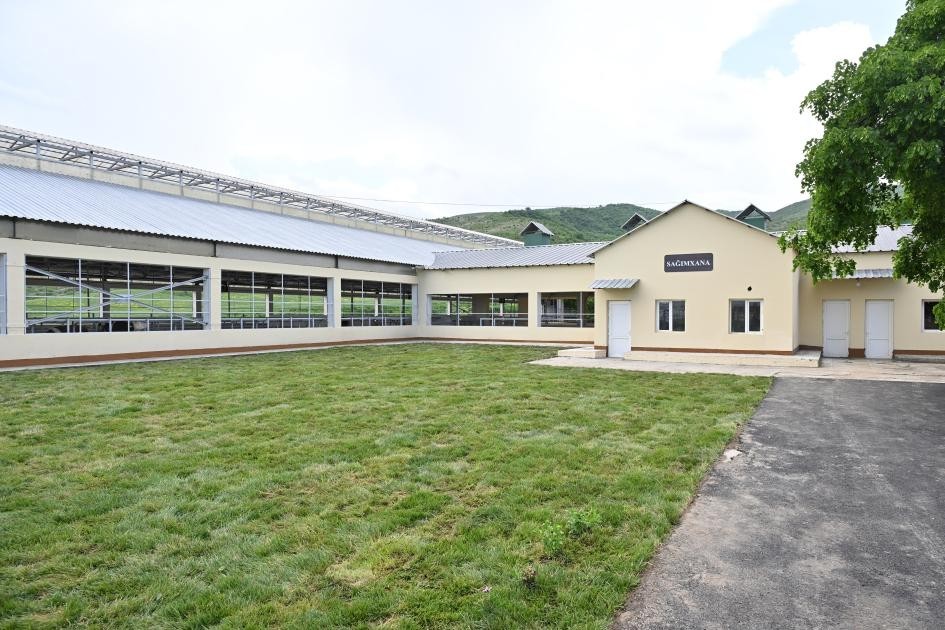 Prezident Xocalıda daha bir kompleksin açılışını etdi -YENİLƏNİB