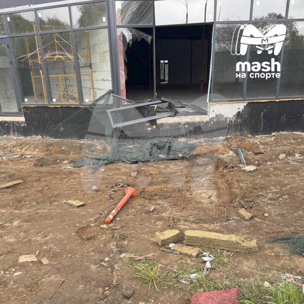 Boks üzrə dünya çempionunun oğlu ağır qəzaya düşüb- FOTOLAR