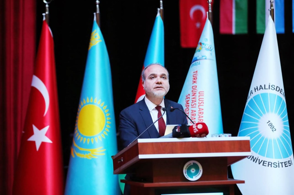 BAAU-nun tərəfdaşlığı ilə Türkiyədə XII Beynəlxalq Türk Dünyası Araşdırmaları Simpoziumu keçirildi