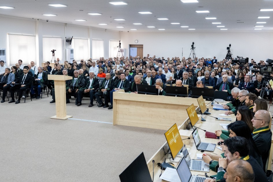 "Komandirlərdən biri qardaşım olub"- İşğal etirafları (FOTOLAR)
