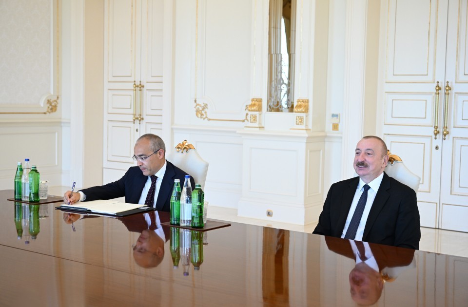 Prezident BƏƏ-nin iş adamlarını qəbul edib +FOTOLAR