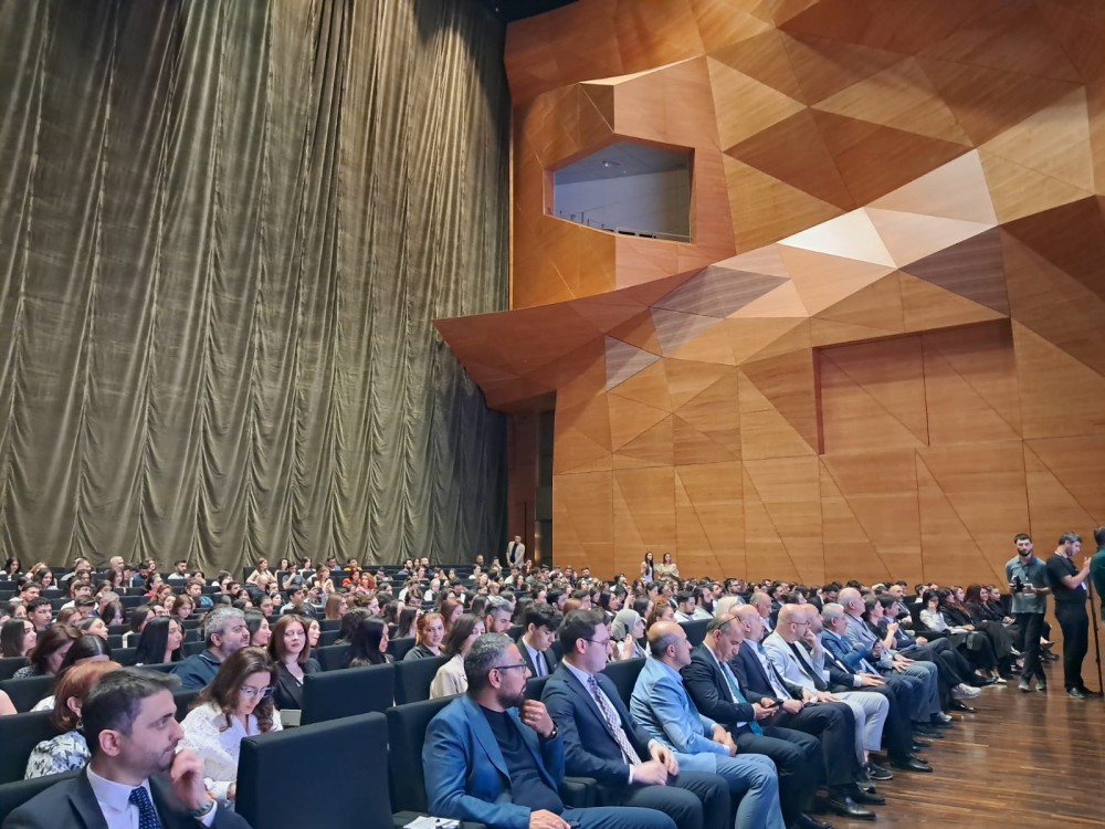 Bakıda beynəlxalq dizayn və memarlıq forumu: gələcəyin şəhərləri müzakirə olundu