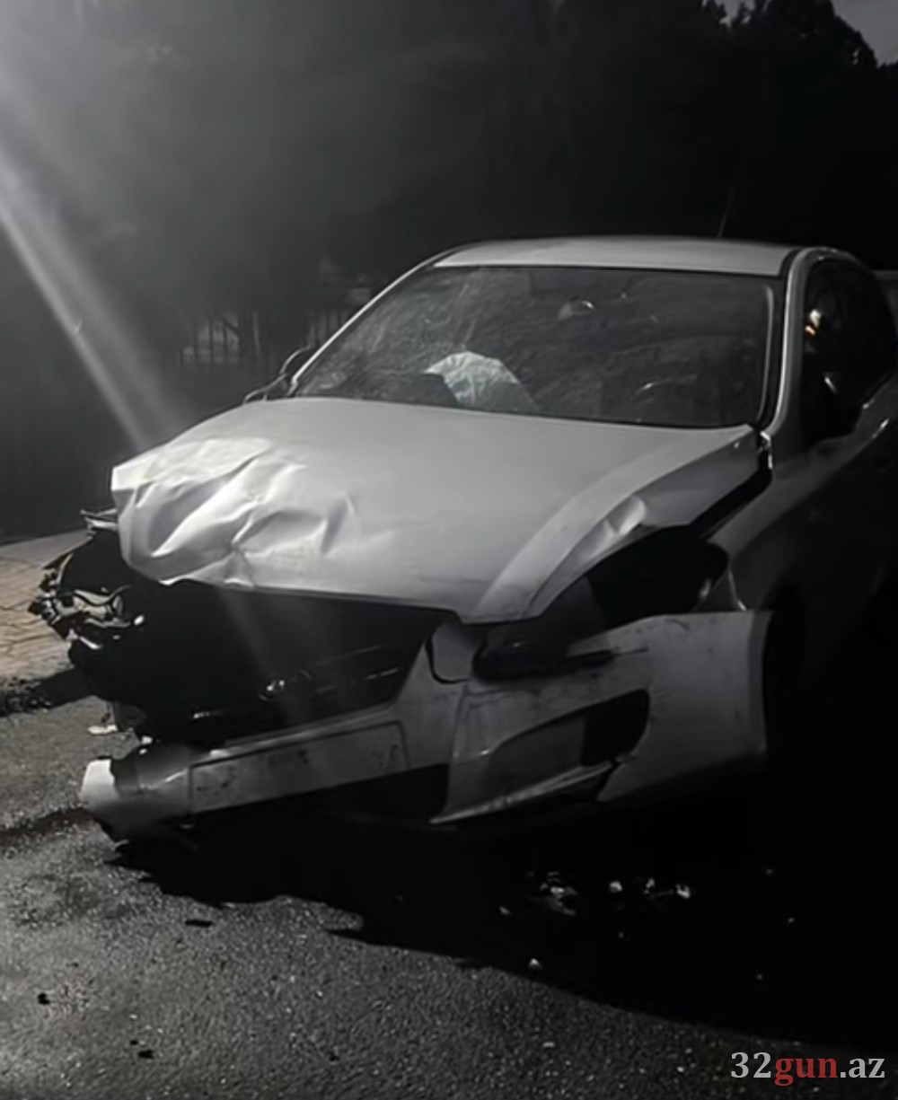 "Kia Ceed" qəzaya uğrayıb – Avtomobil yararsız hala düşüb- FOTO