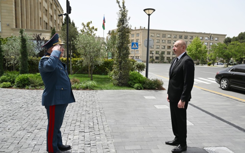 İlham Əliyev Gömrük Komitəsinin yeni binasının açılışını etdi - FOTOLAR