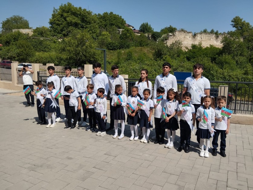 34 il sonra Şuşada “Son zəng” çalınıb -FOTOLAR