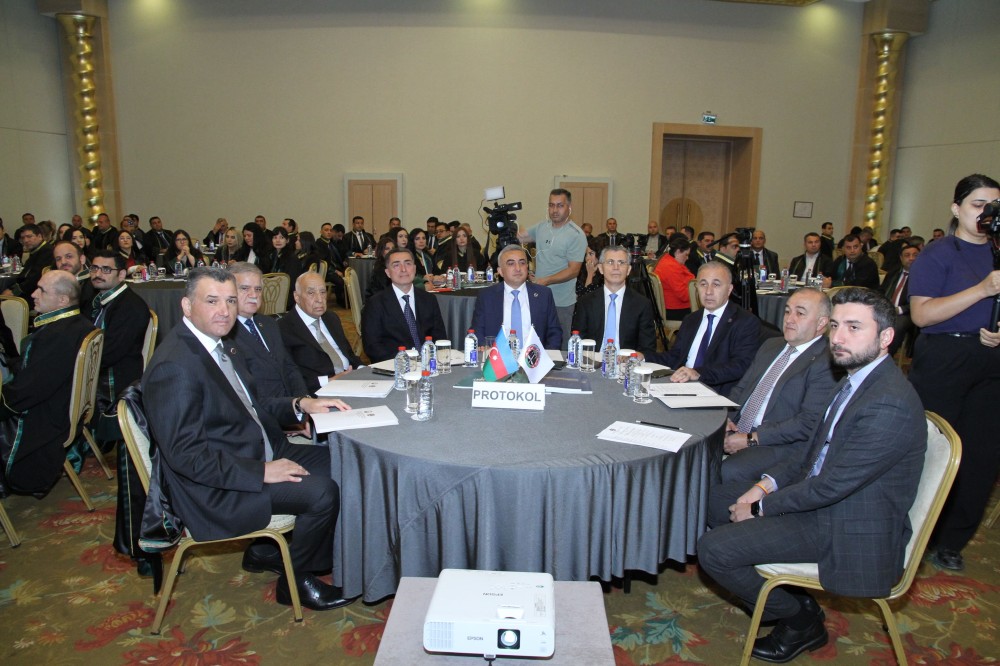 Azərbaycanda 2700-dən çox vəkil fəaliyyət göstərəcək