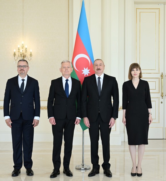 Prezident Polşanın yeni səfirinin etimadnaməsini qəbul edib -FOTOLAR