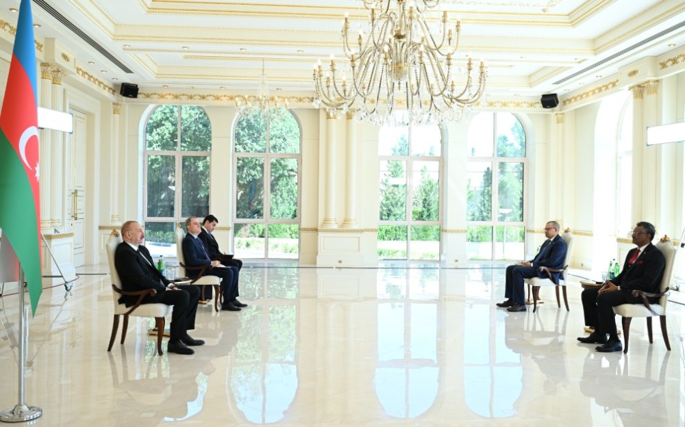 Prezident Sudanın yeni səfirinin etimadnaməsini qəbul etdi -FOTOLAR