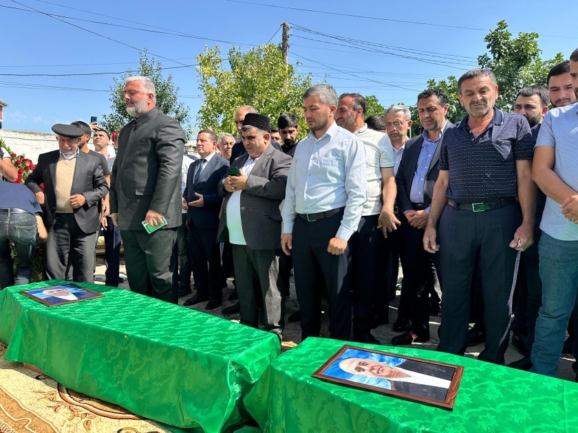 Səfərov qardaşları dəfn edildi - FOTOLAR (YENİLƏNİB)