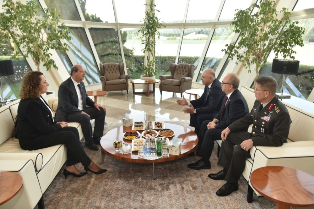 Ersin Tatar Azərbaycana gəldi -  Ersin Tatar Azərbaycana gəldi - FOTOLARFOTOLAR