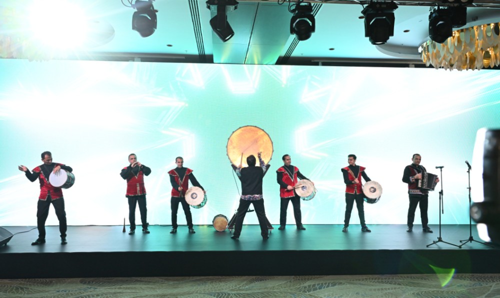 Bakıda milli mətbuatın 150 illiyi qeyd olundu – Media nümayəndələri təltif edildi