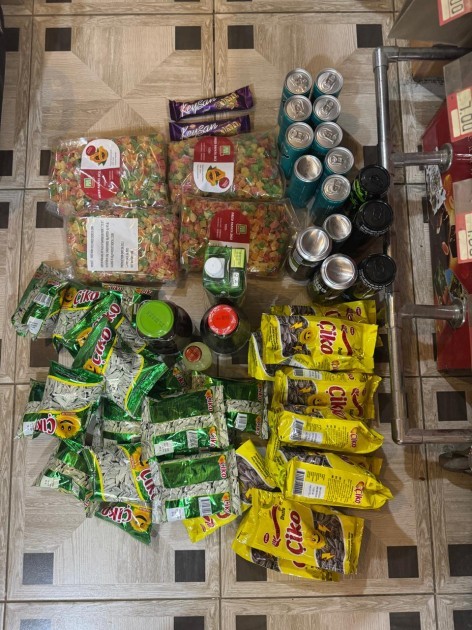 Bu marketdə vaxtı keçən məhsullar satılırmış - FOTOLAR