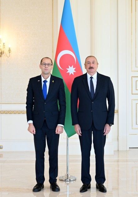 Prezident İsrailin yeni səfirinin etimadnaməsini qəbul edib- FOTOLAR