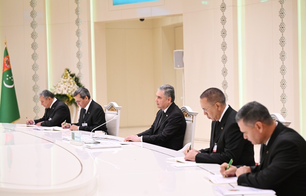 İlham Əliyevin Berdiməhəmmədovla geniş tərkibdə görüşü oldu- FOTOLAR (YENİLƏNİB)