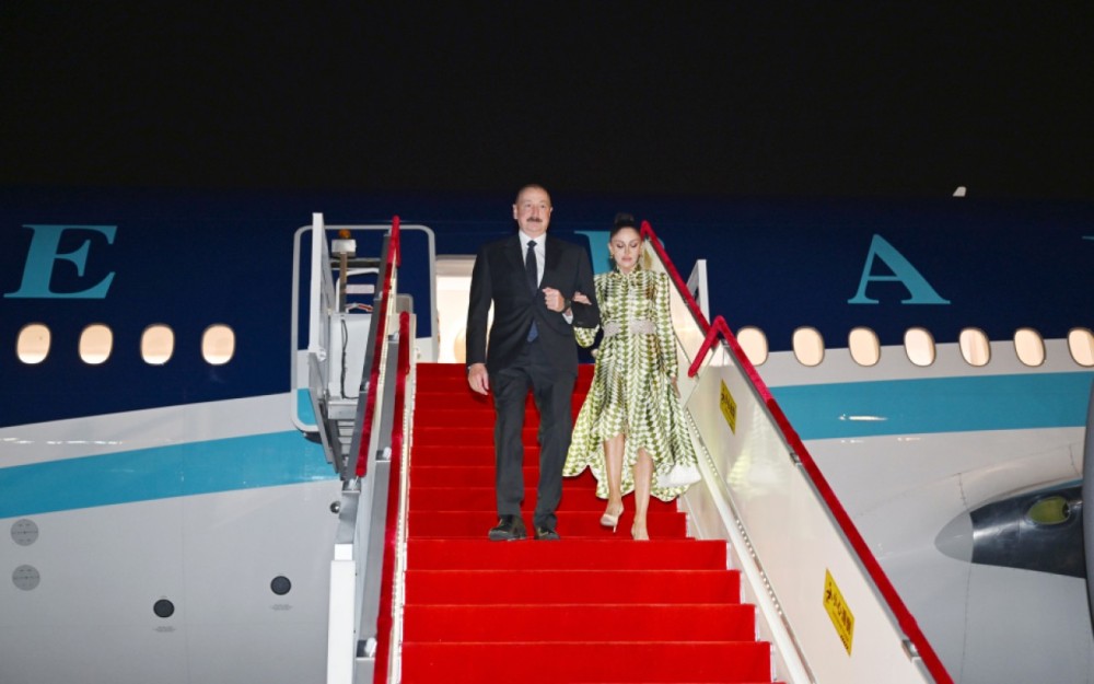 İlham Əliyev Çinə getdi -VİDEO (FOTOLAR)