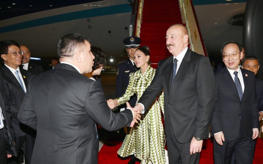 İlham Əliyev Çinə getdi -VİDEO (FOTOLAR)