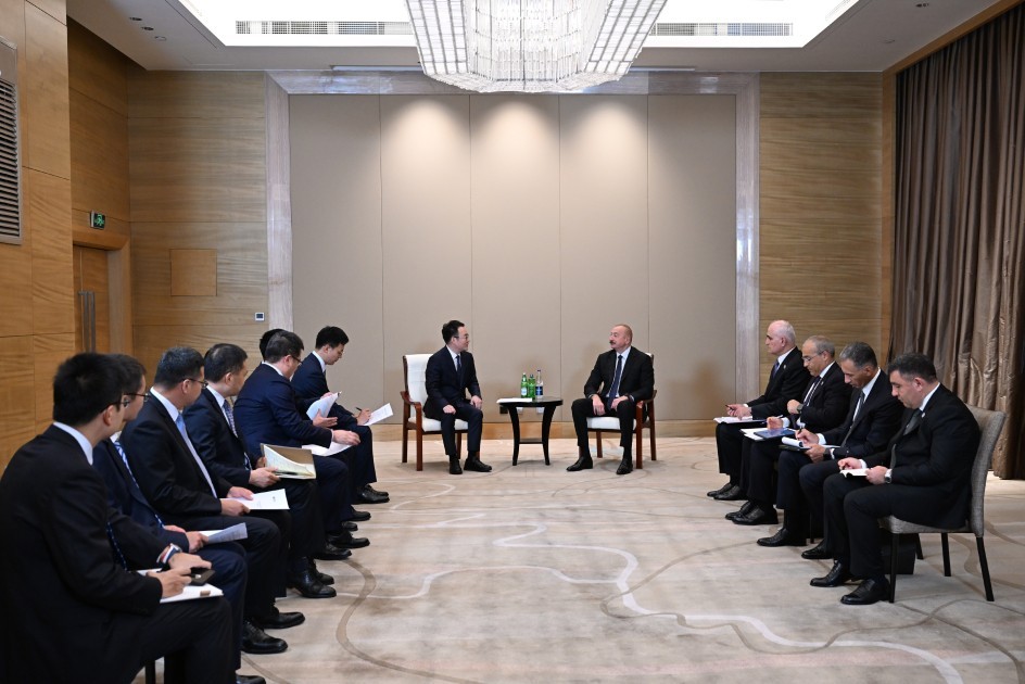 İlham Əliyev Xı Yınfen ilə görüşdü -FOTOLAR