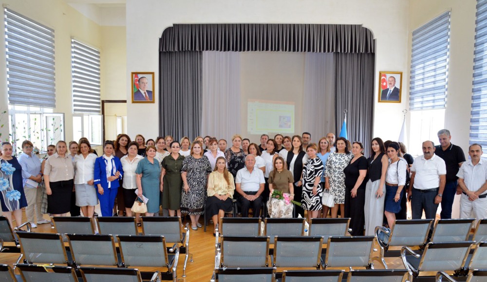 Paytaxt məktəblərində maarifləndirici görüşlər başlayıb