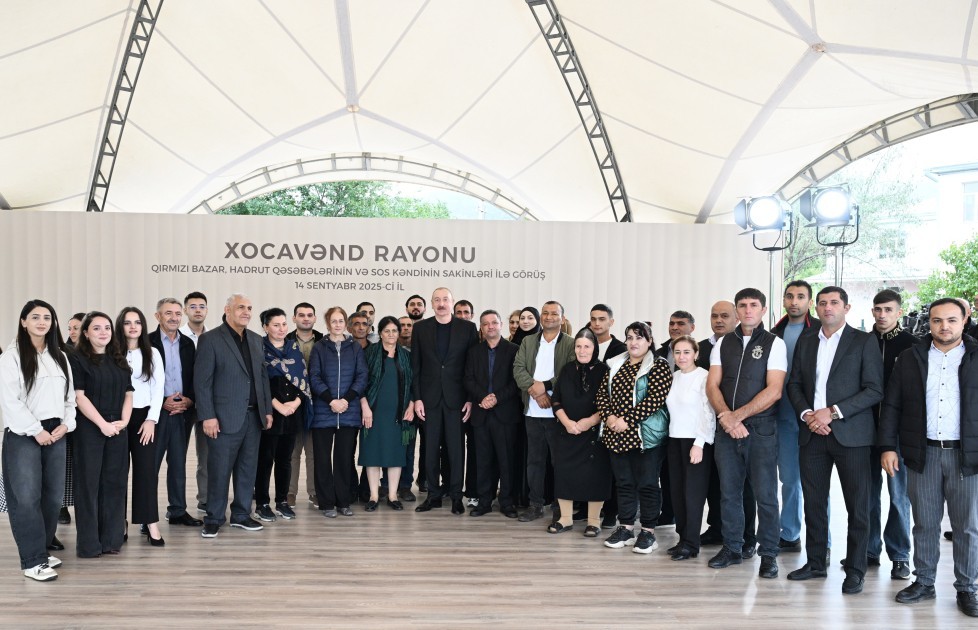 Prezident Xocavənddə sakinlərlə görüşdü -FOTOLAR (YENİLƏNİB)