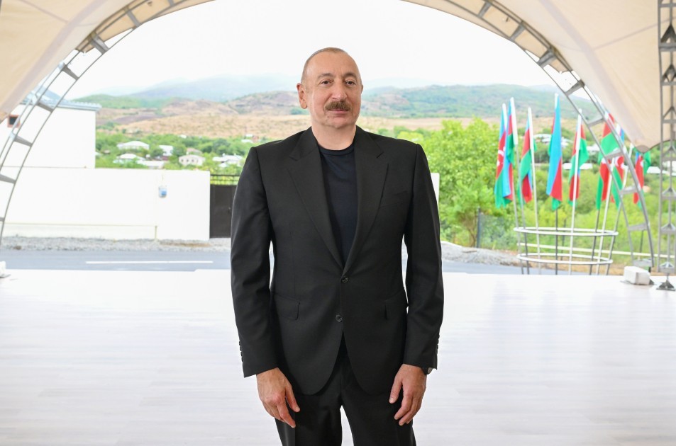 Prezident Xocavənddə sakinlərlə görüşdü -FOTOLAR (YENİLƏNİB)