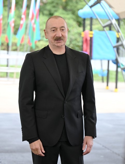 Prezident 4 kəndin sakinləri ilə görüşdü +FOTOLAR (YENİLƏNİB)